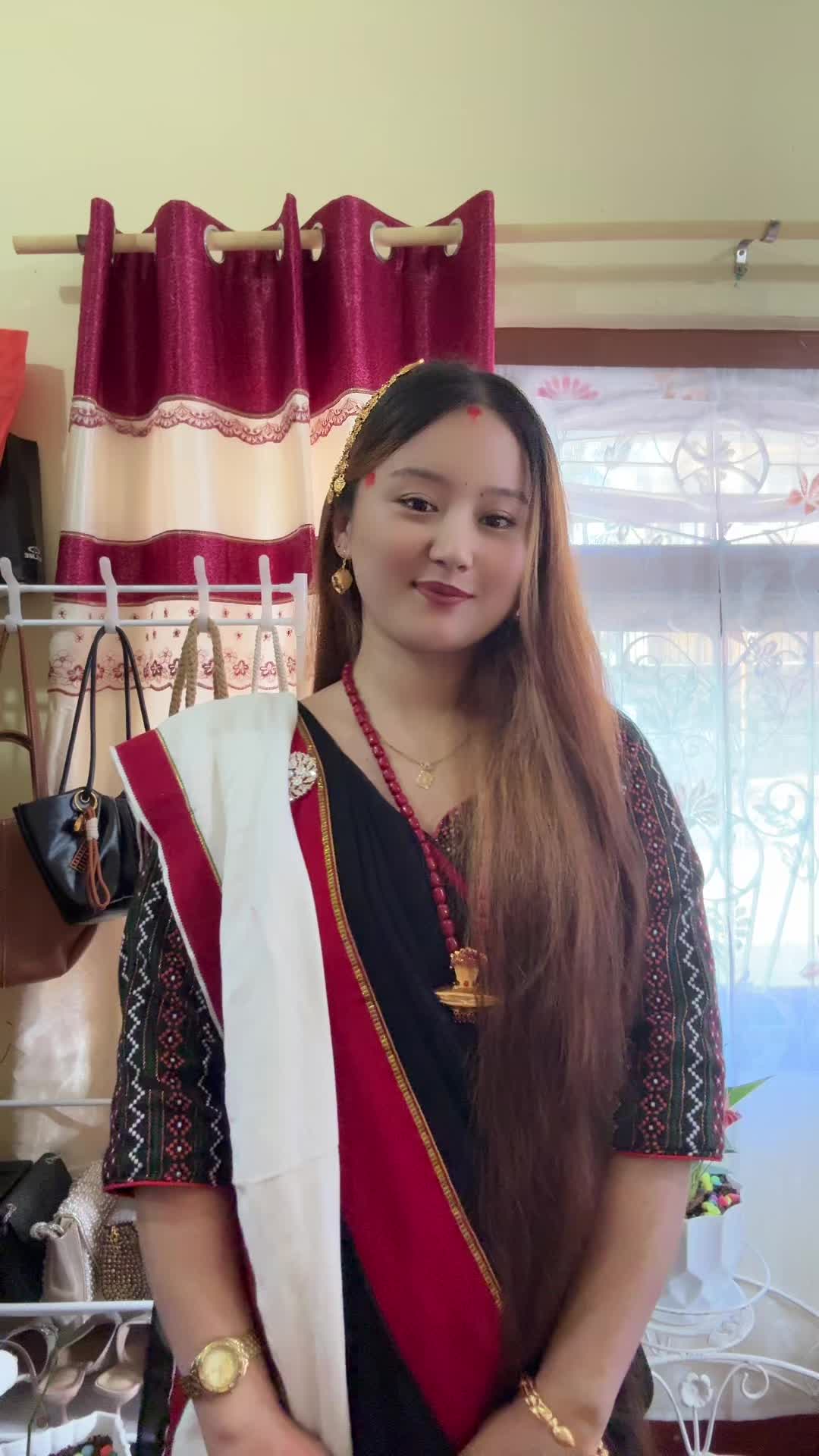 @एन्जली राई 🦚🧿🪬