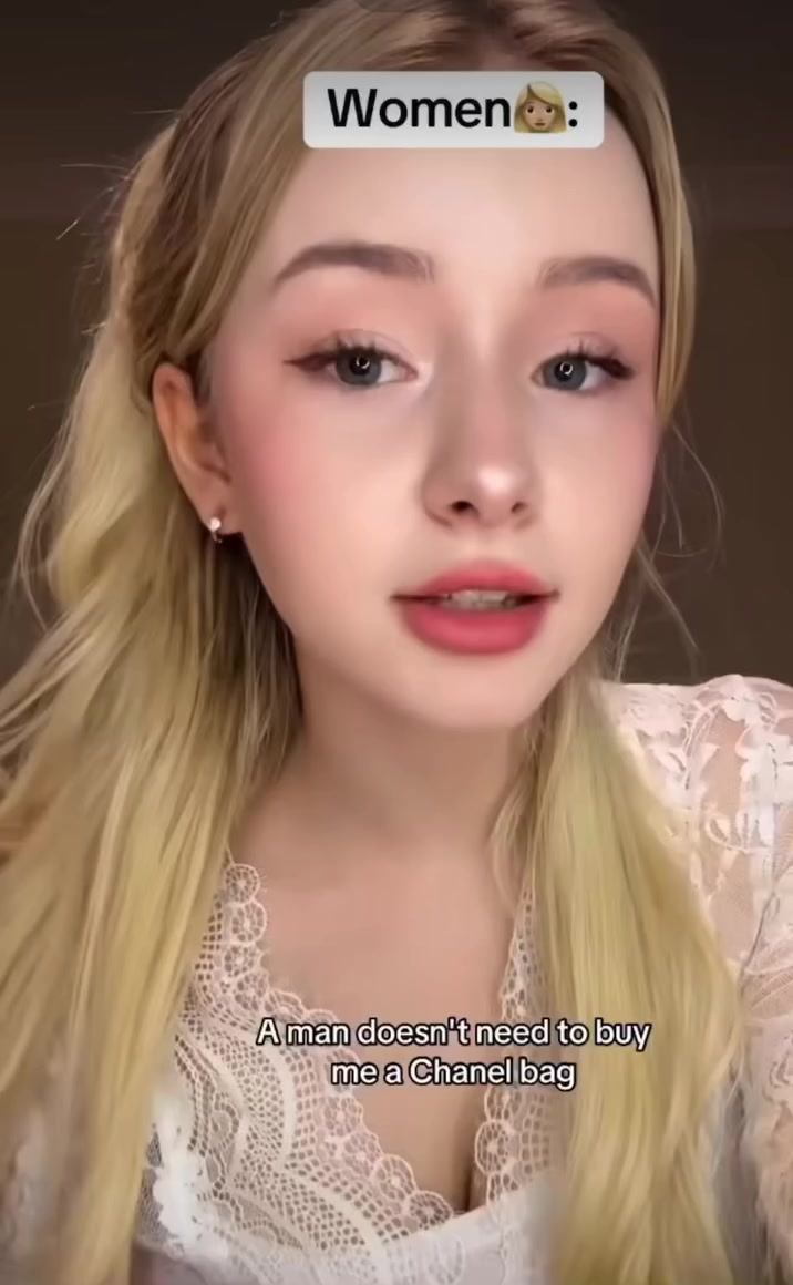 @BULE.BARBIE.DOLL