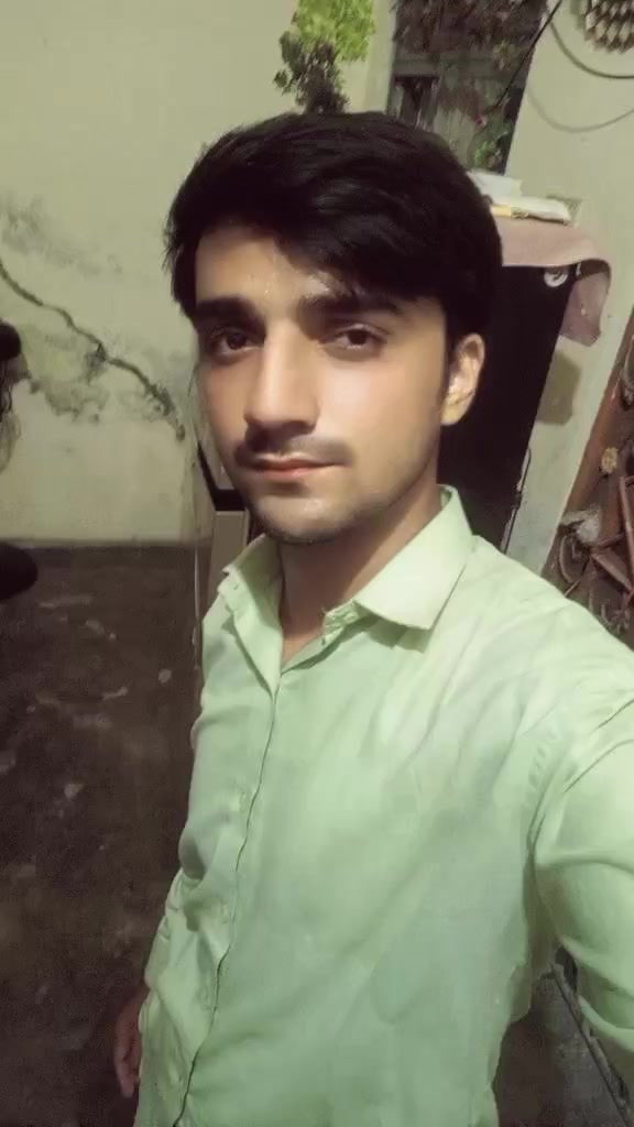 @🫅🏻Malik-WAQAS-Awan🎓