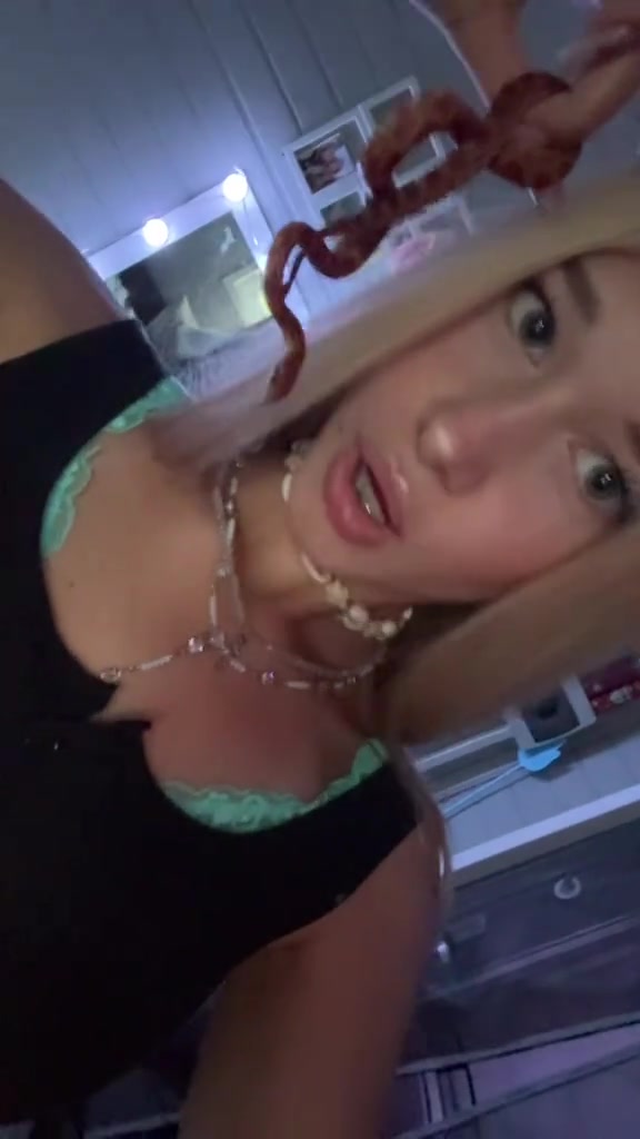 @townreaper.