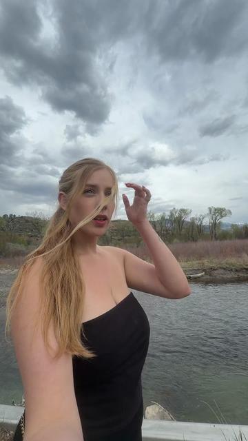 @Blondie