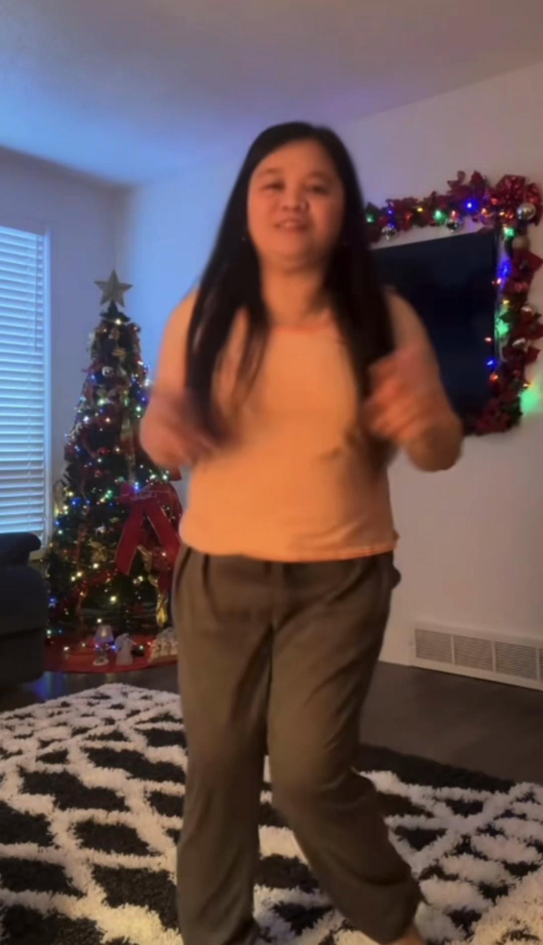 @Lovely_couple