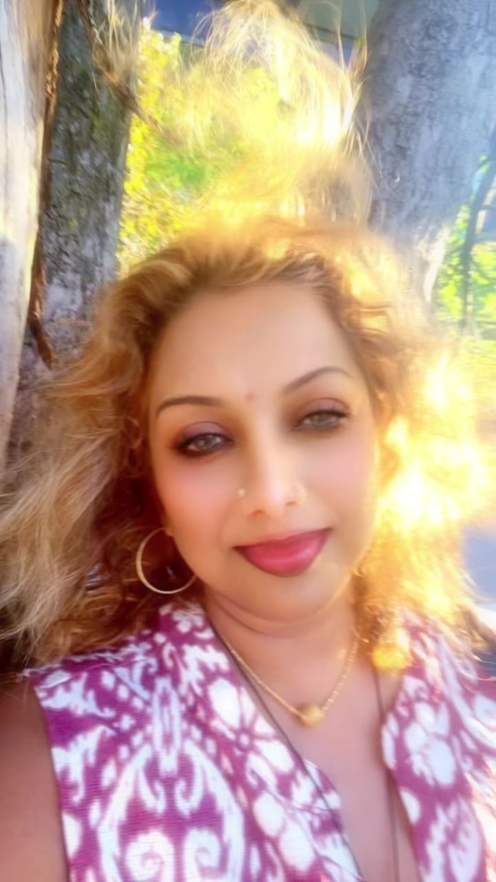 @Shobananava🇨🇦🇱🇰🇸🇬🇳🇬
