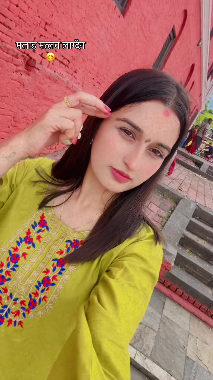 @Ambika🧿