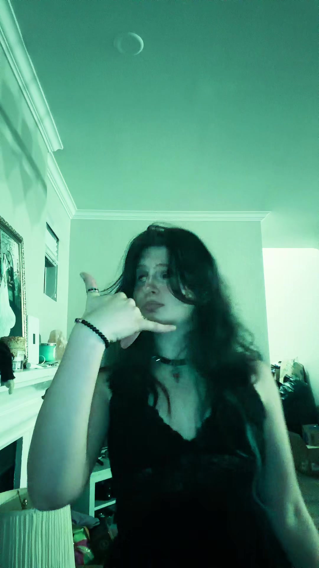 @Vivienne Bele&ntilde;a(Ronnie&rsquo;s vers)