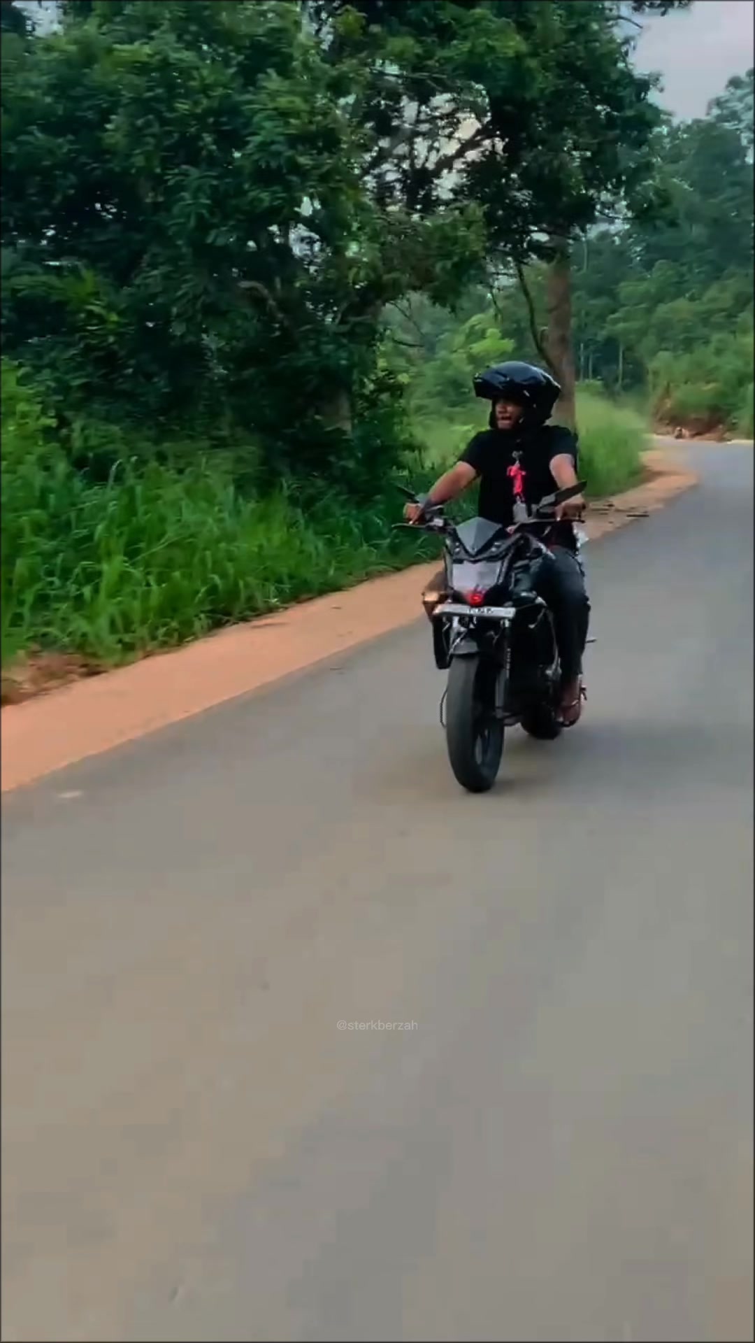 @Rashmika 🤍"