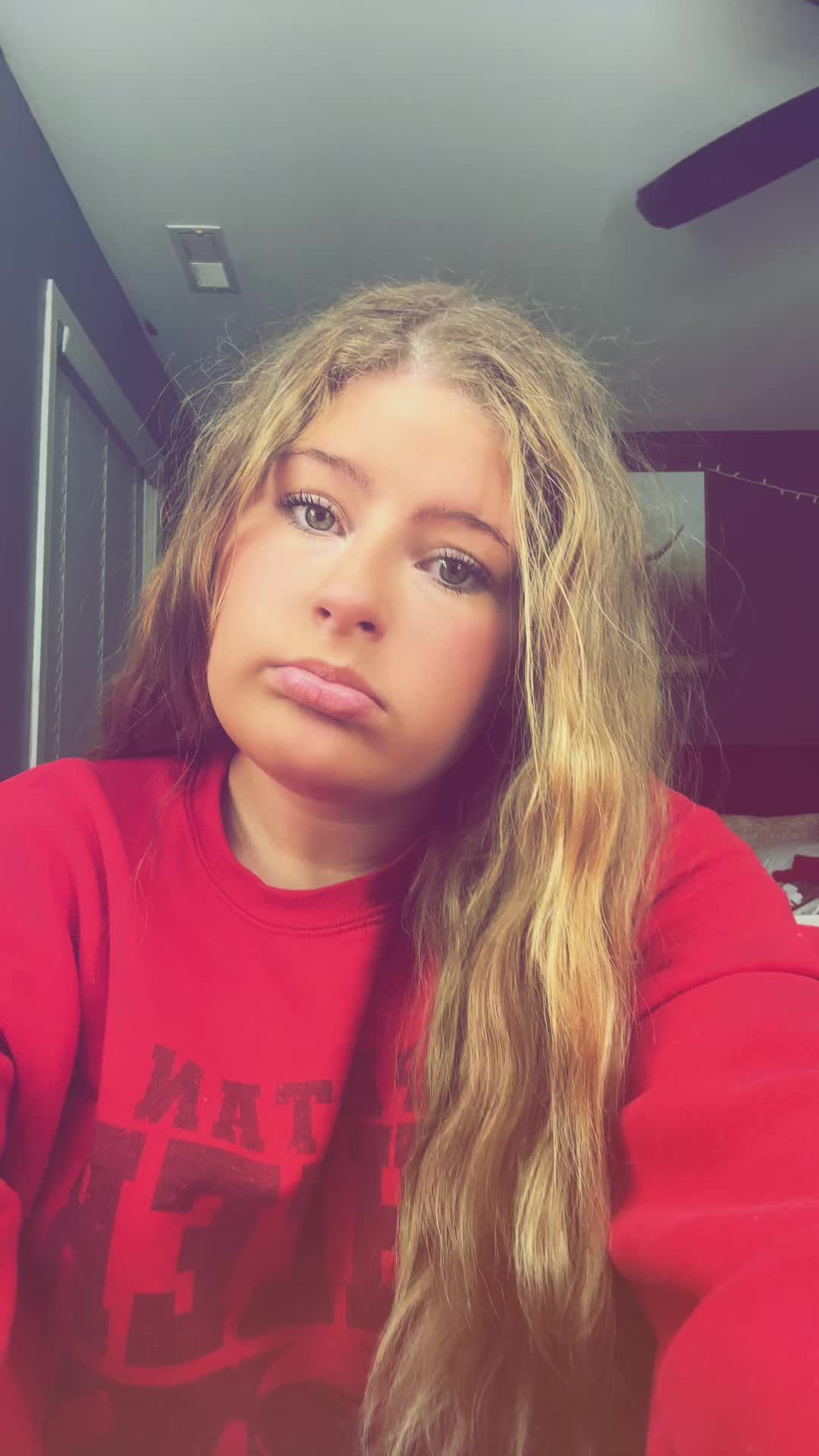 @Sophia05