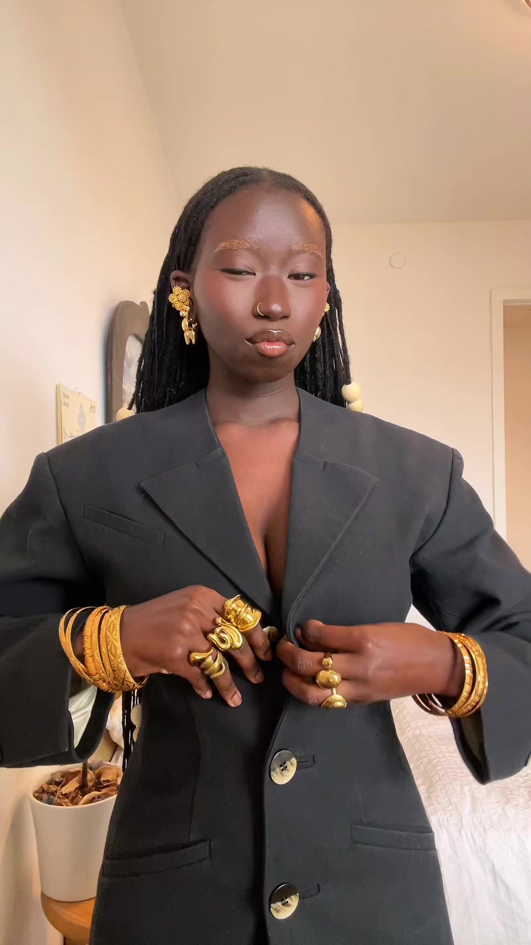 @aminata