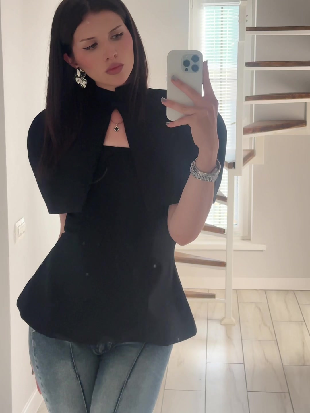 @loyaniv