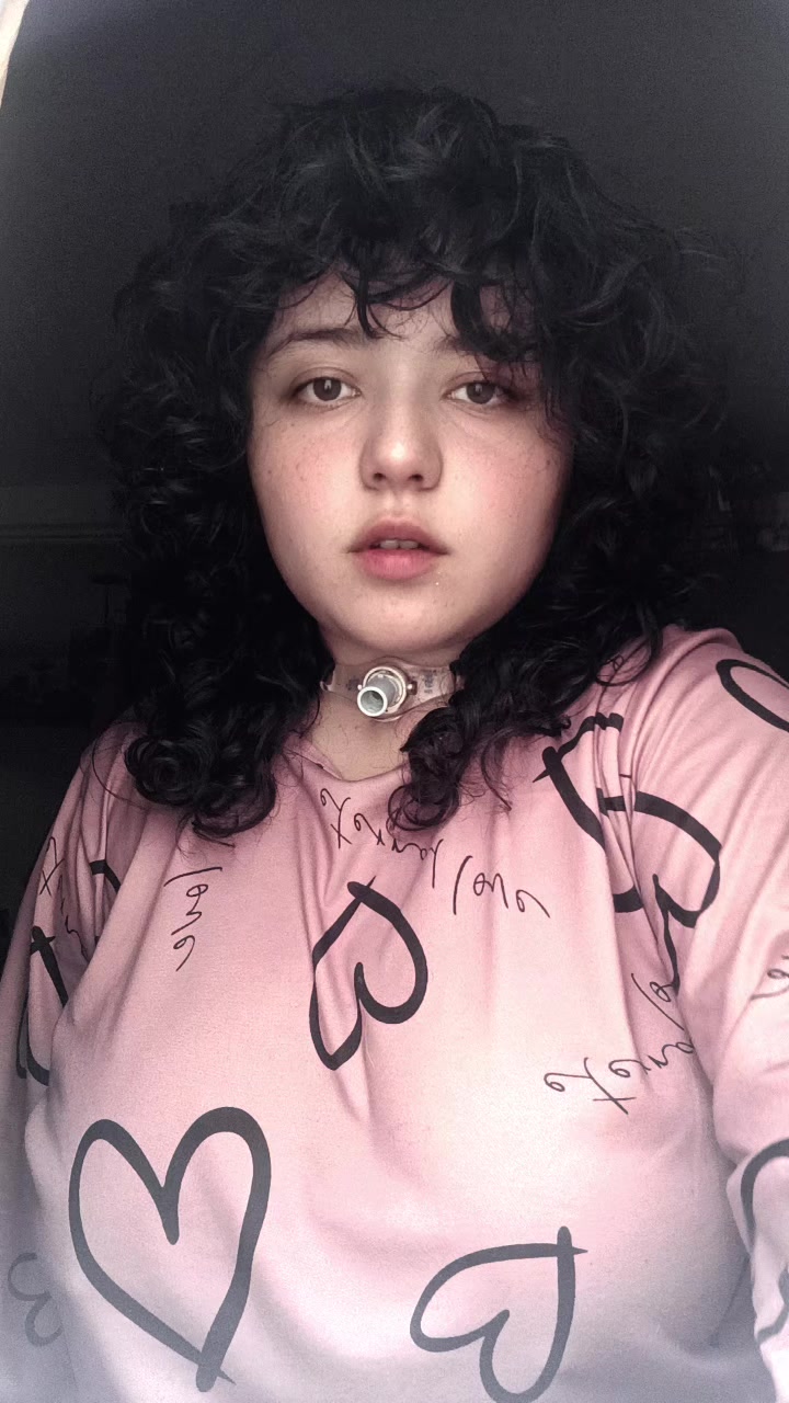 @Evelyn🕯️🥖