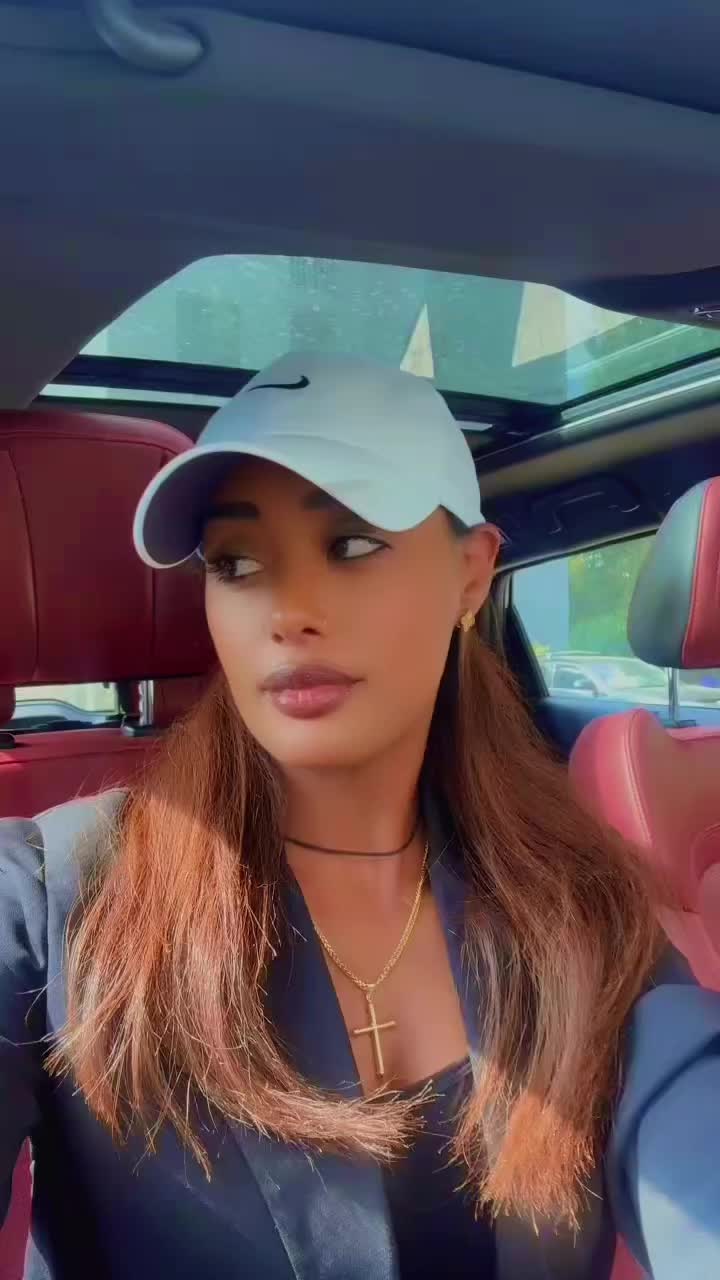 @𝚀𝚞𝚎𝚎𝚗👸𝚘𝚏 my 𝚘𝚠𝚗 🌍