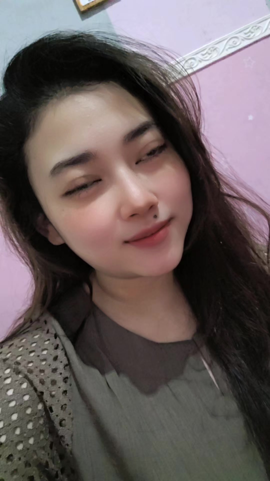 @r3nnyNurAnnia
