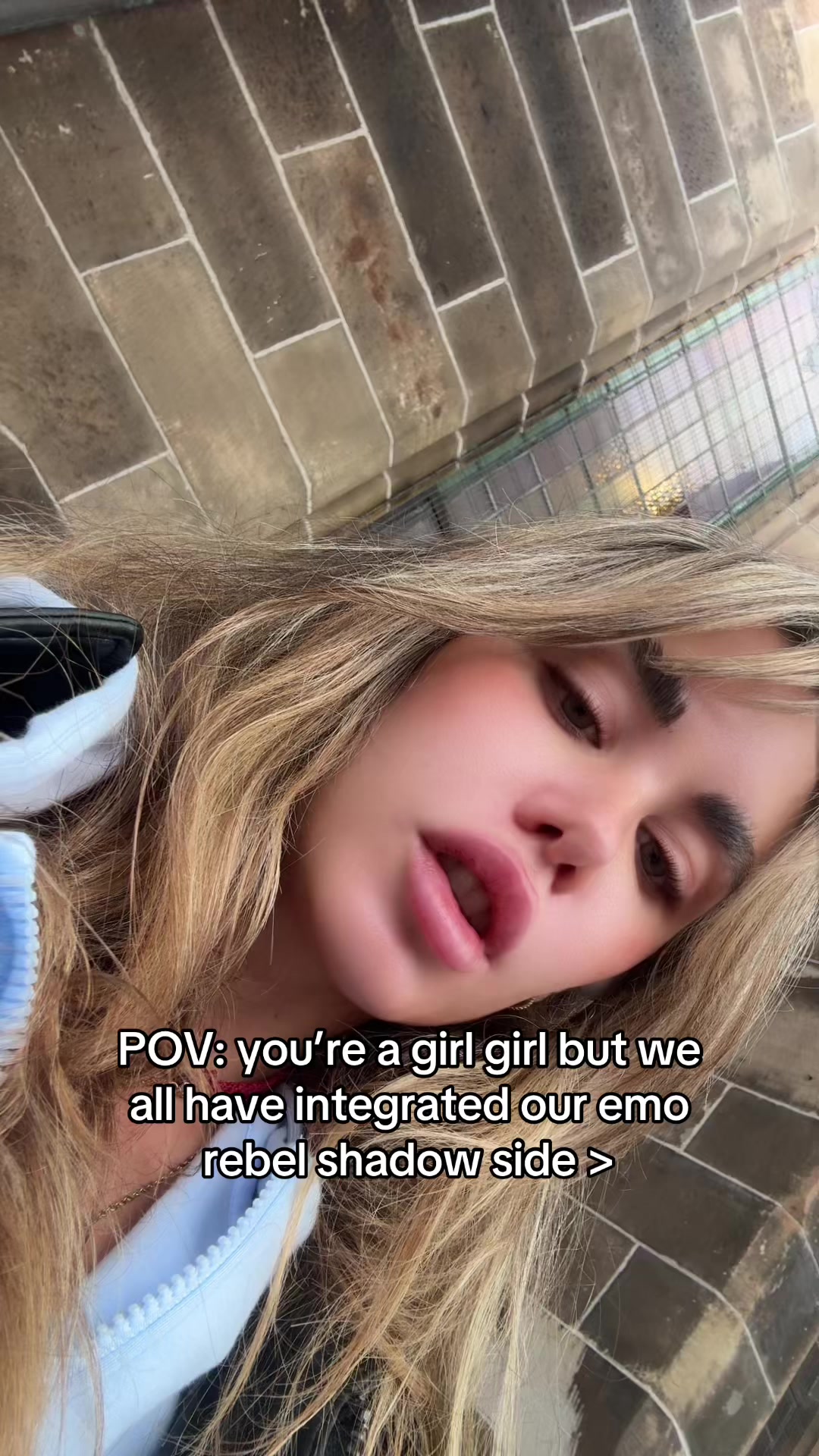 @Esma