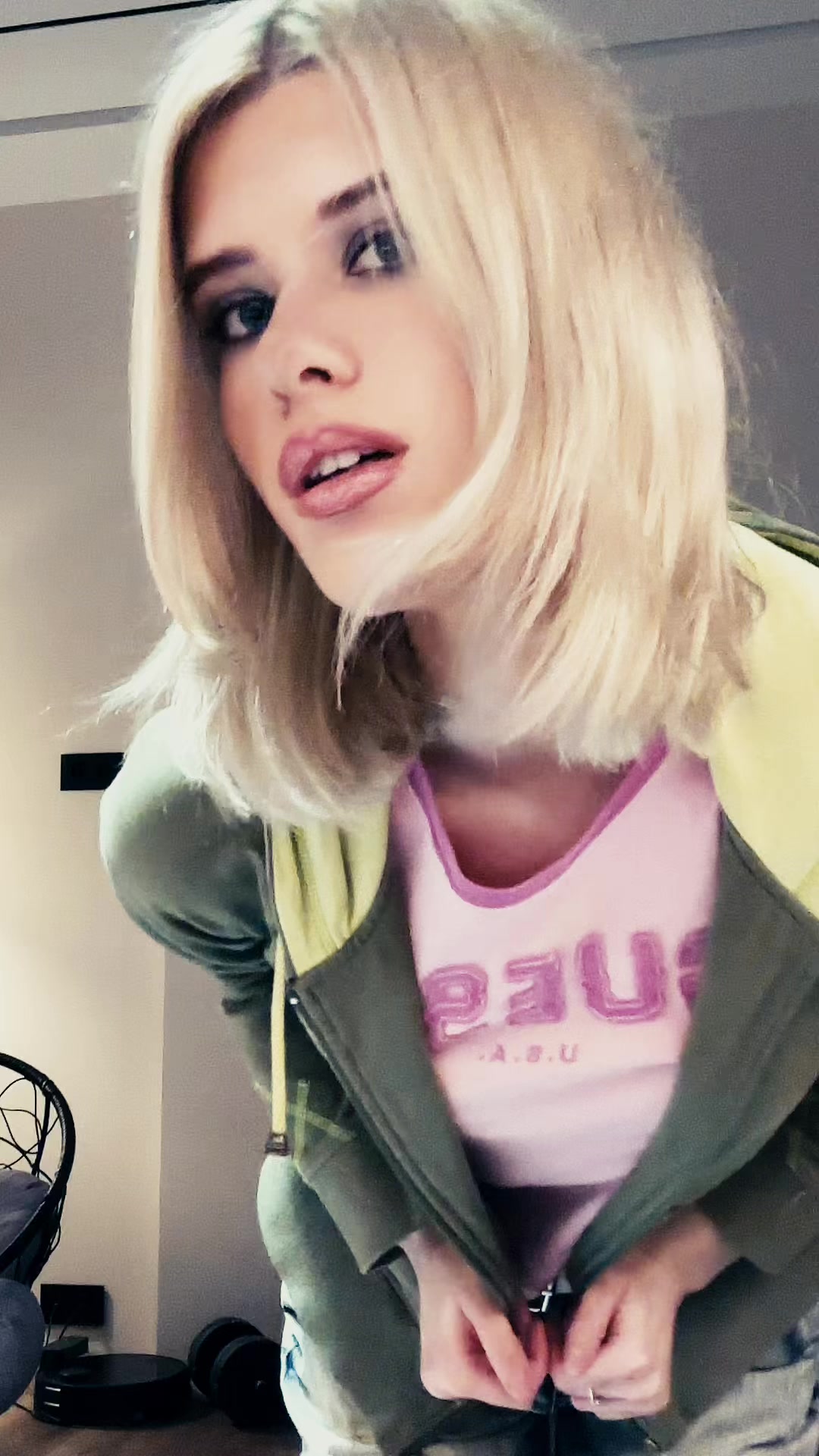 @Lina
