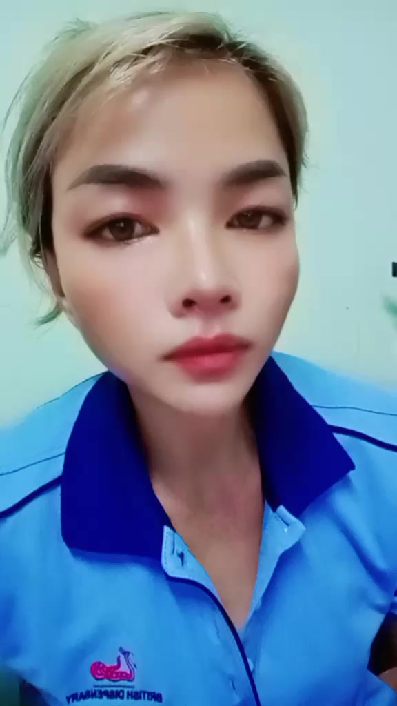 @แหม่ม เดือนขาว
