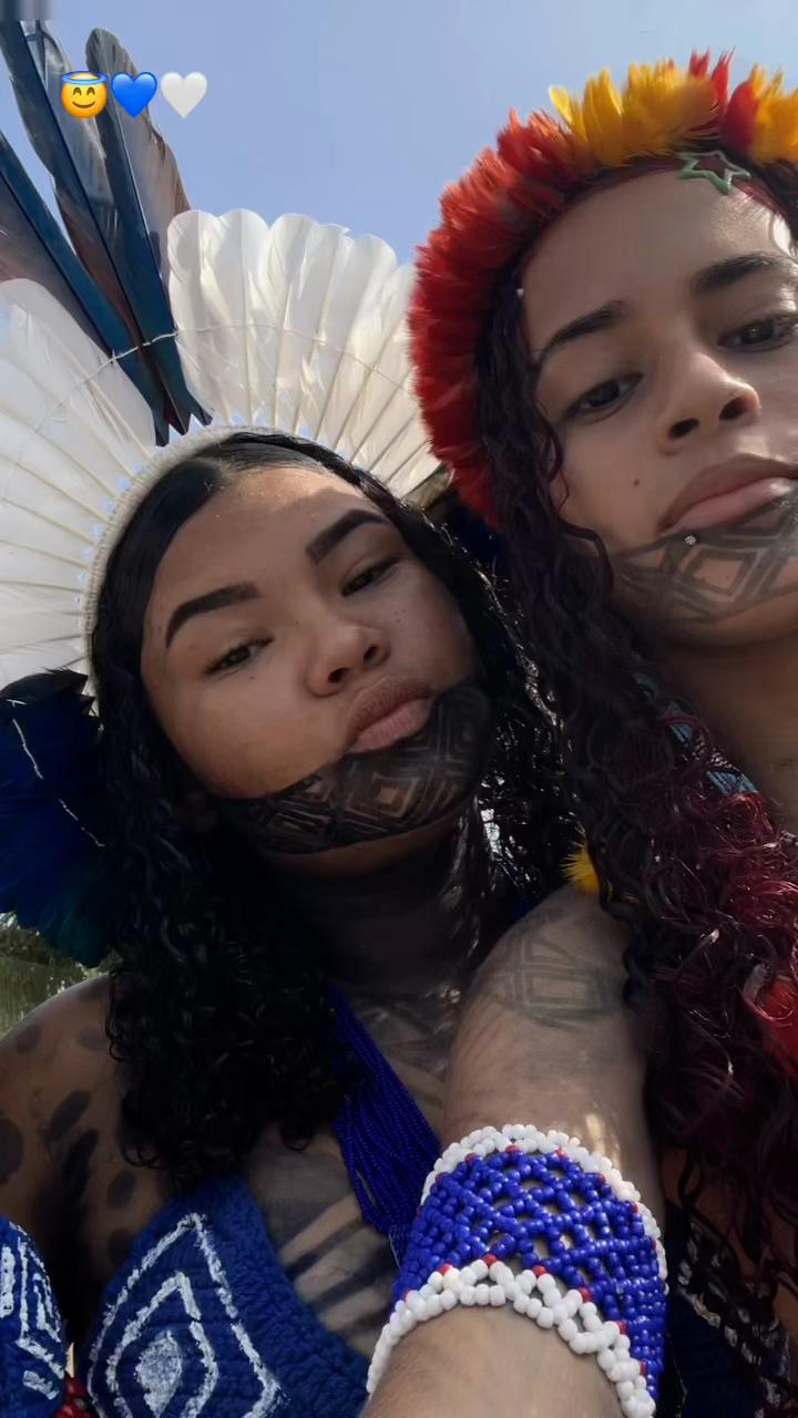 @Lanny🎭🤡🖤