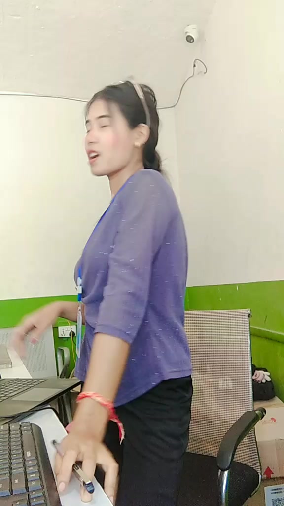 @Xoti(•‿•)