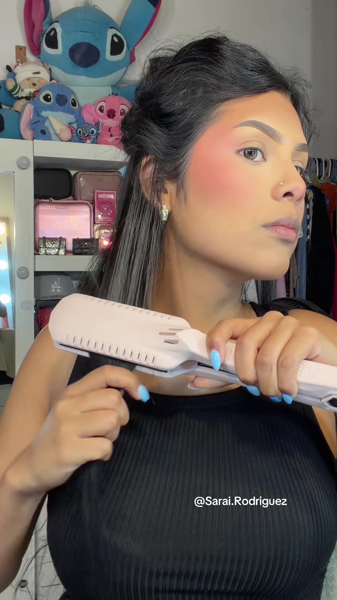 @Diana Fletes Cosmetics