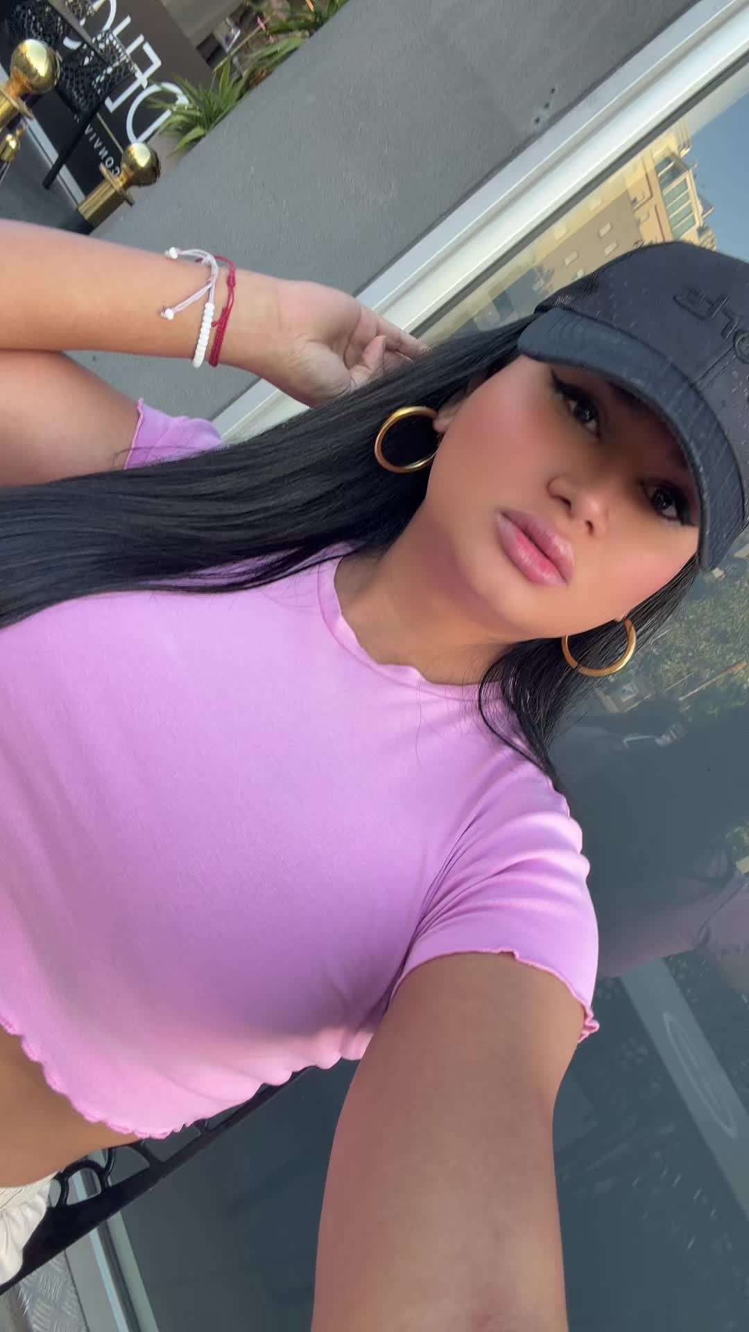 @Alessia Romero