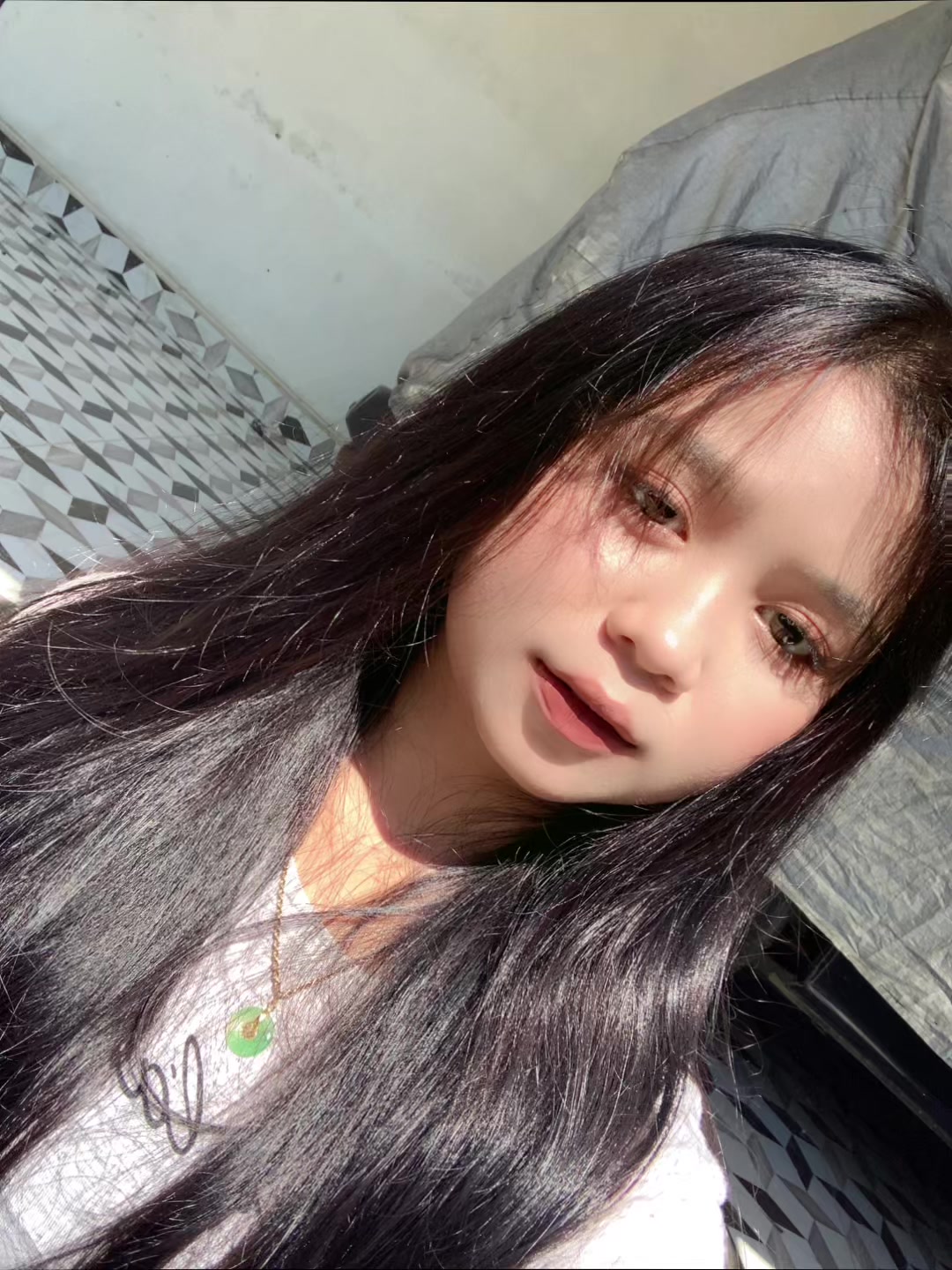 @v