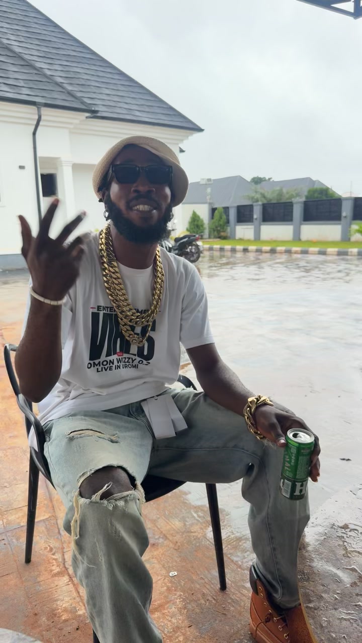 @OBJ OF UROMI THE KING MAKER👑
