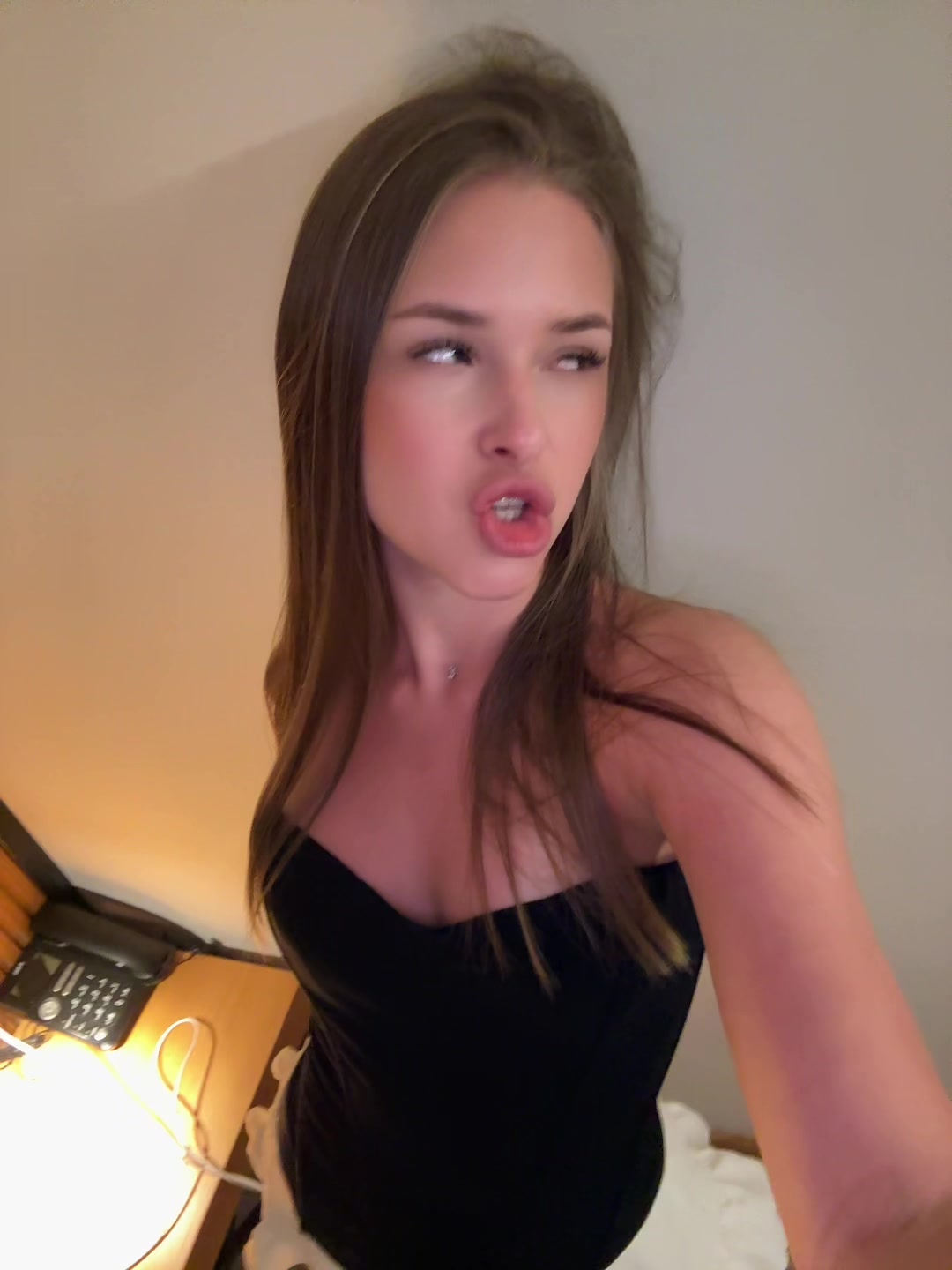 @мила