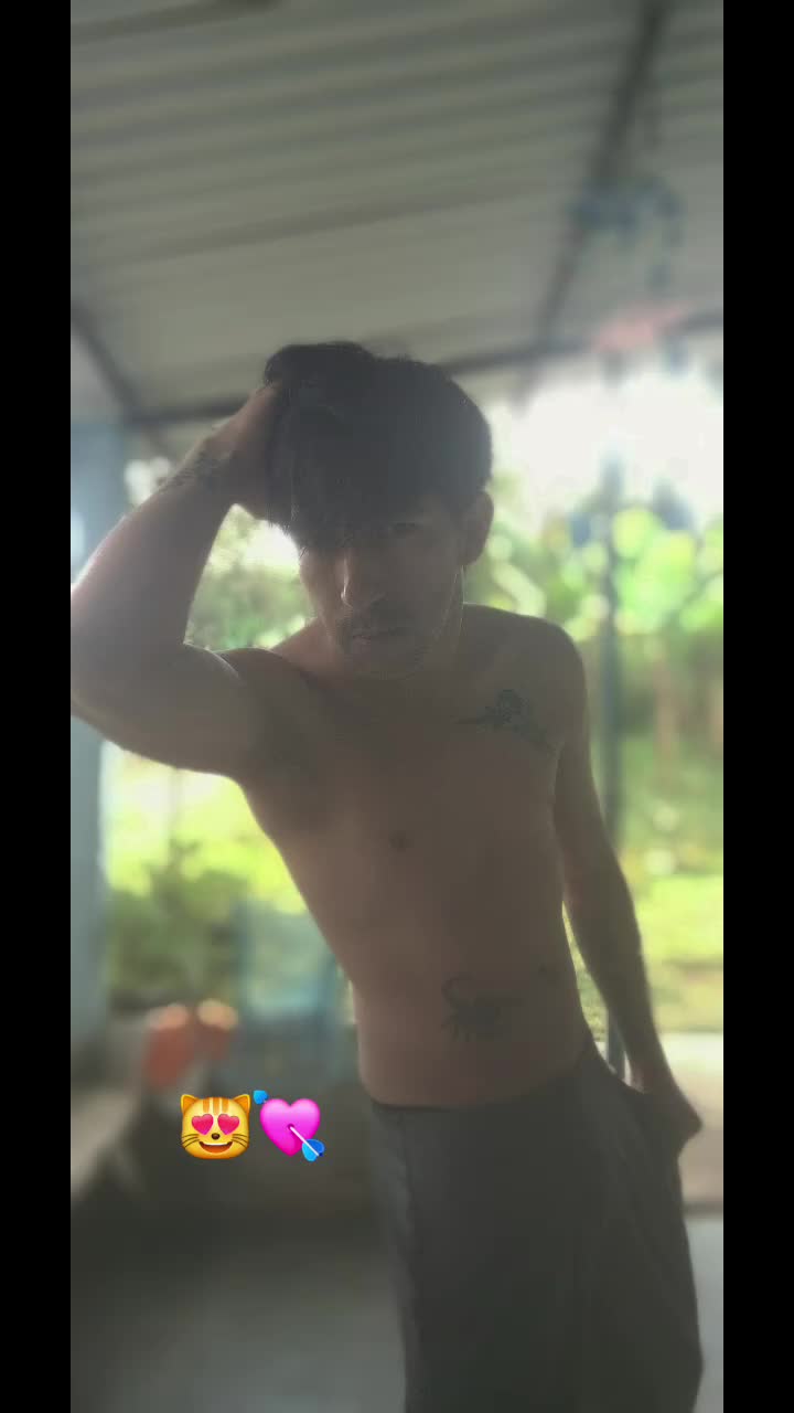 @Alex El Riko Rico😉