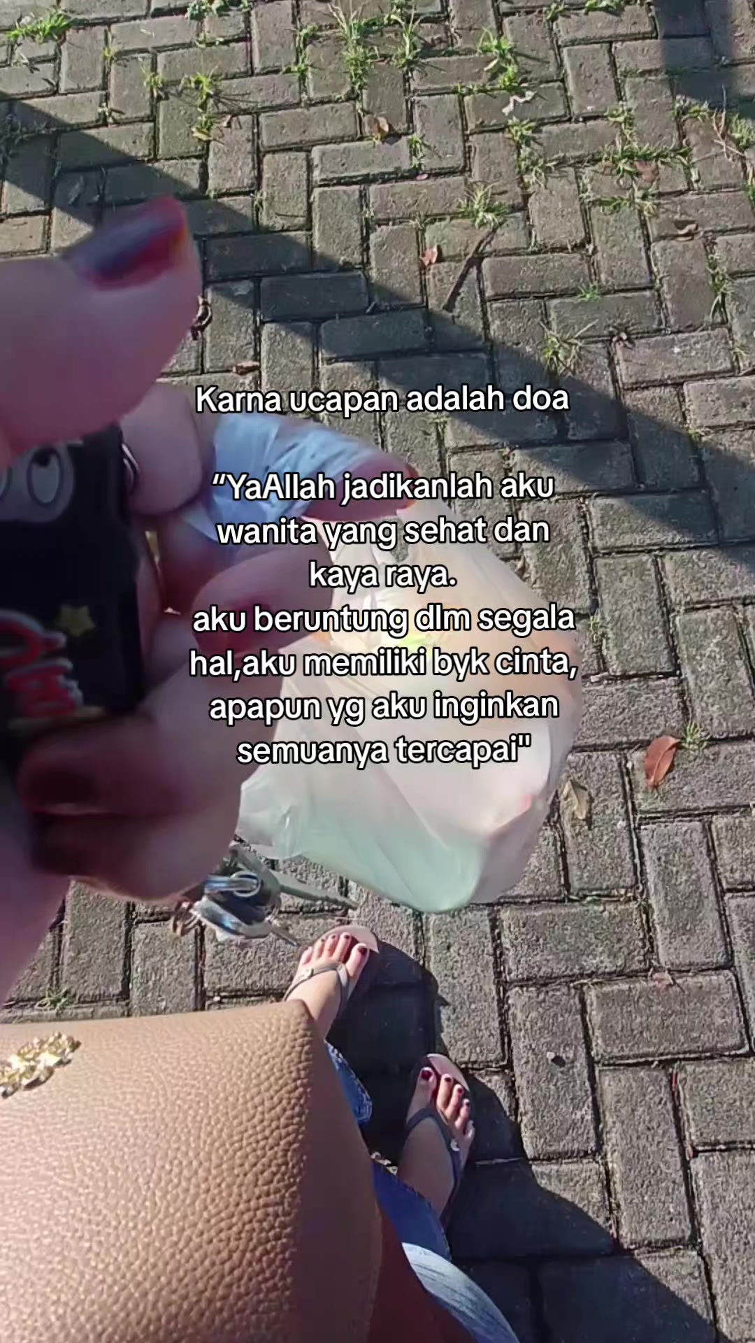 @☘︎ ᥫ᭡☻ᥫ᭡ඞ ♌ 🦟