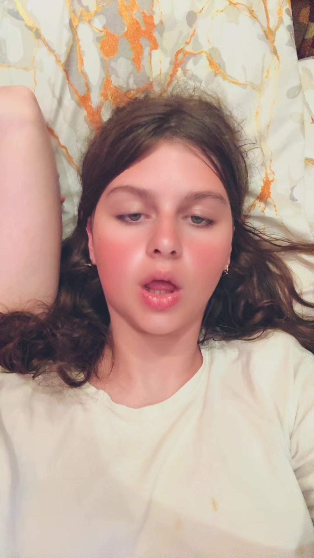 @Alisa🦋