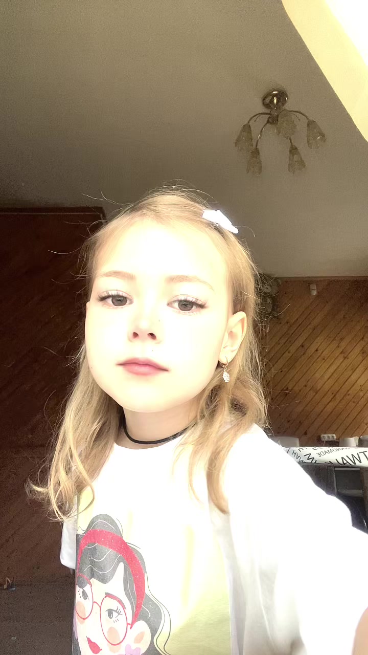 @Kira cool girl