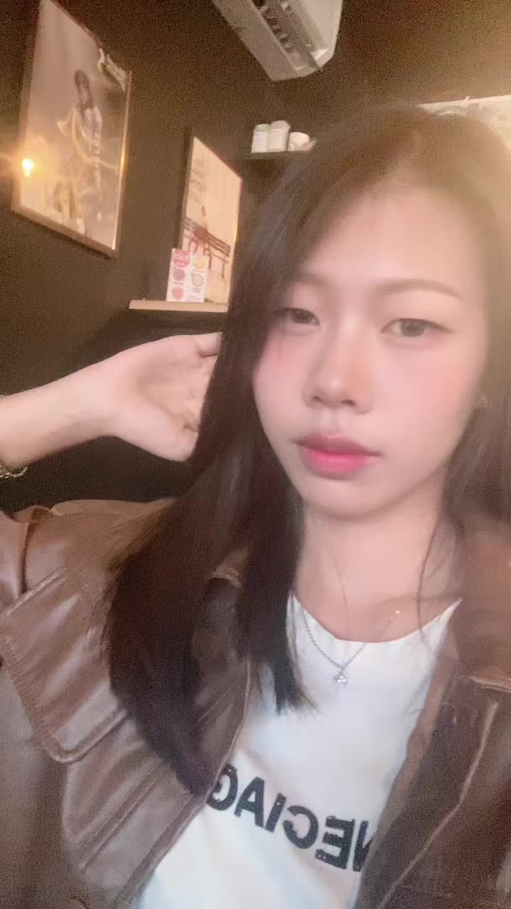 @Khanitha