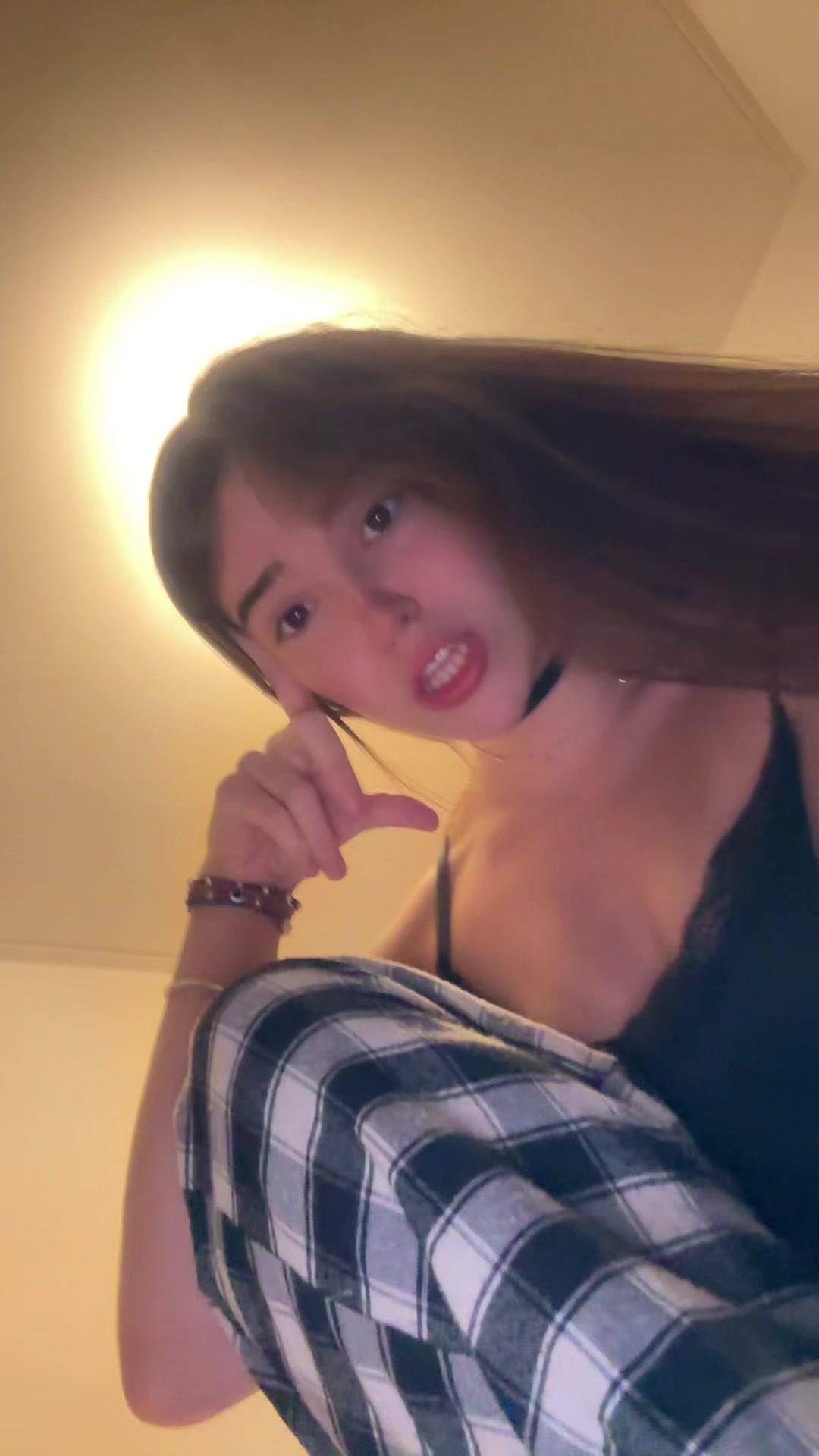@julie★⭑