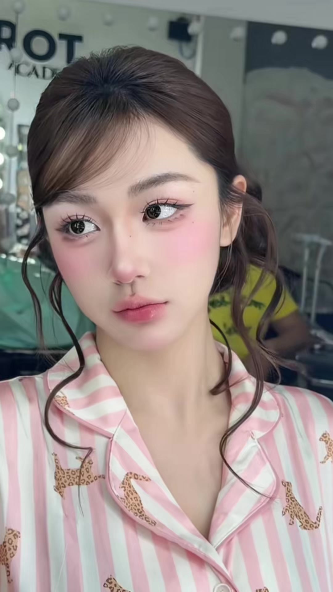 @Trần Hà Linh 🐰