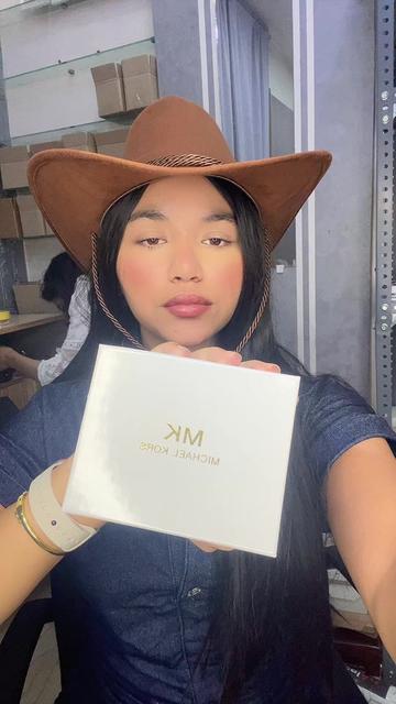 @gurliesstuff