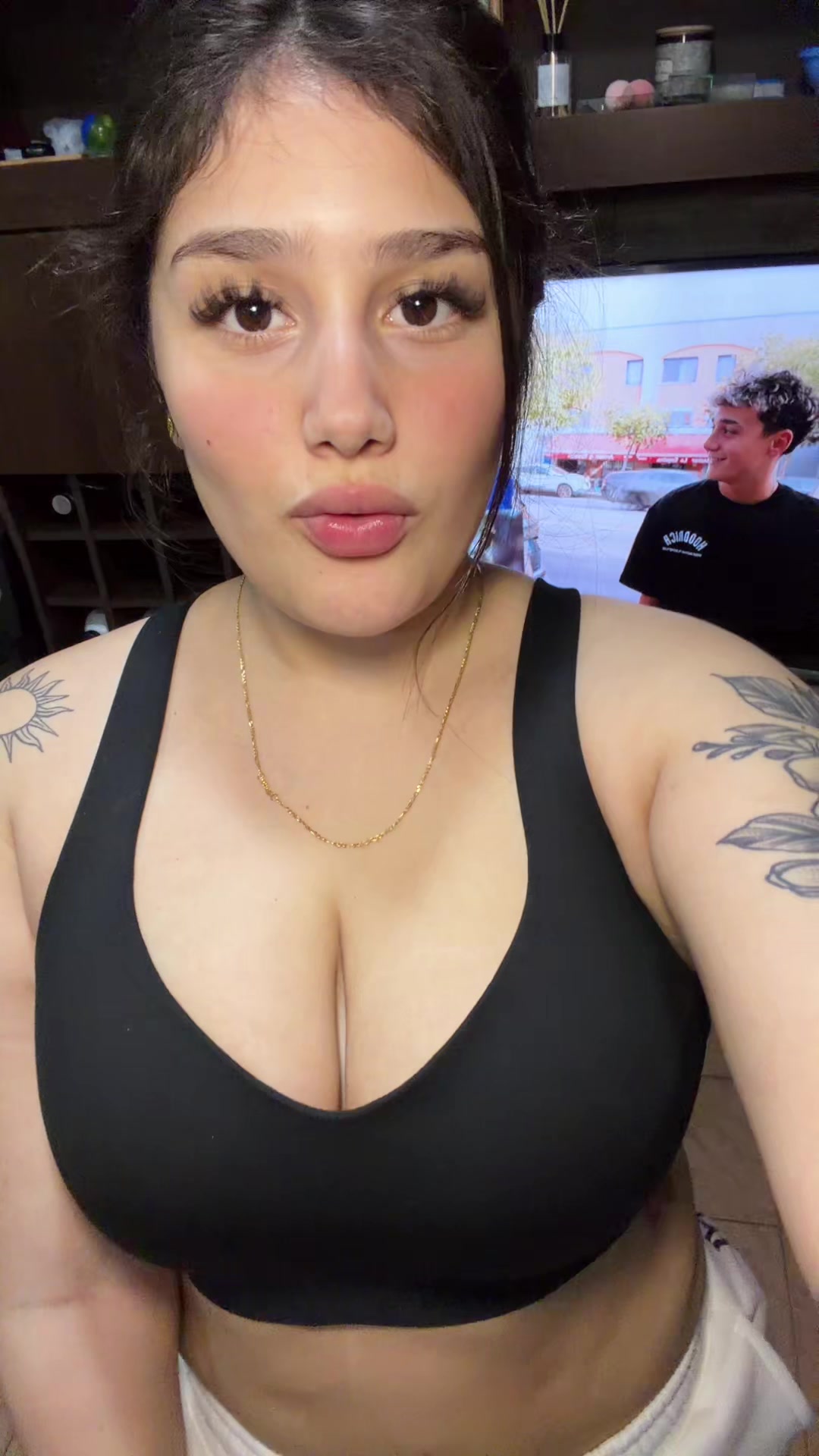 @Rochinav🩷