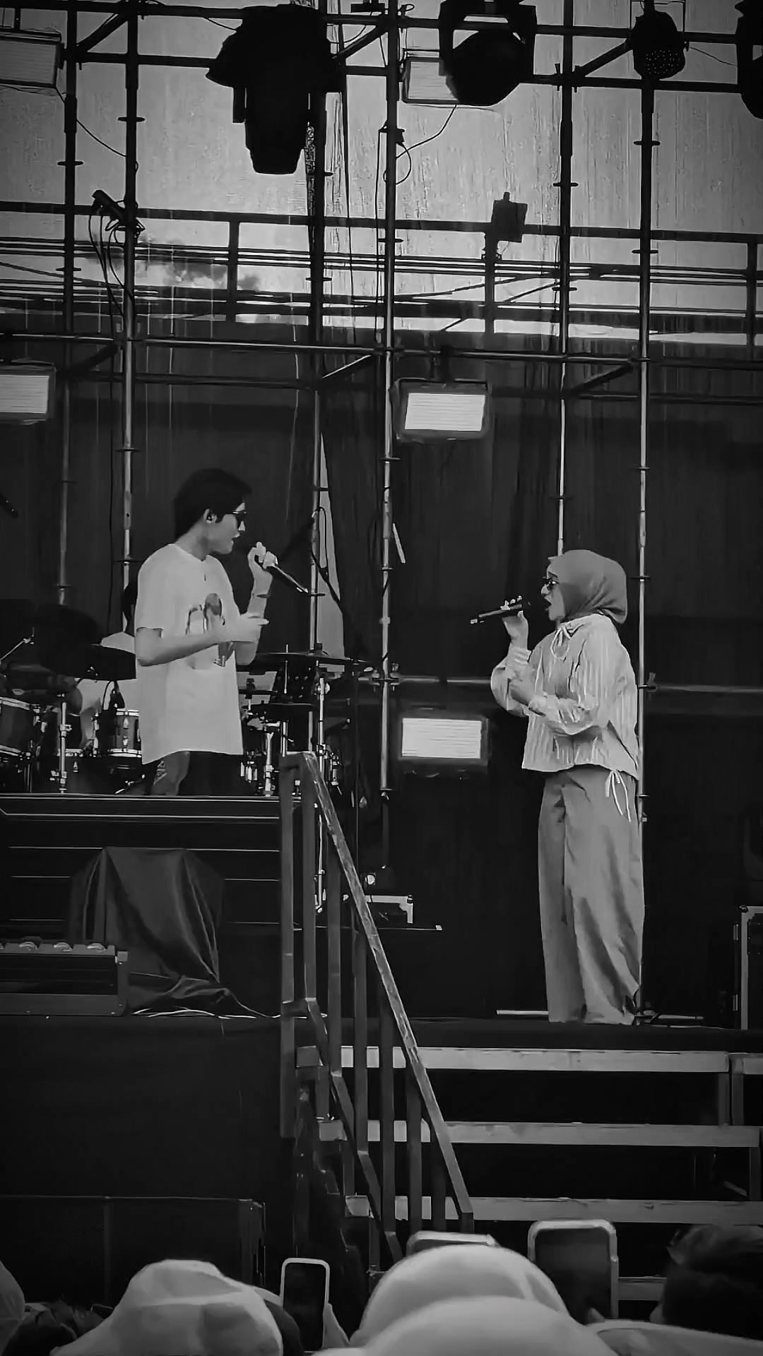 @Inisial F