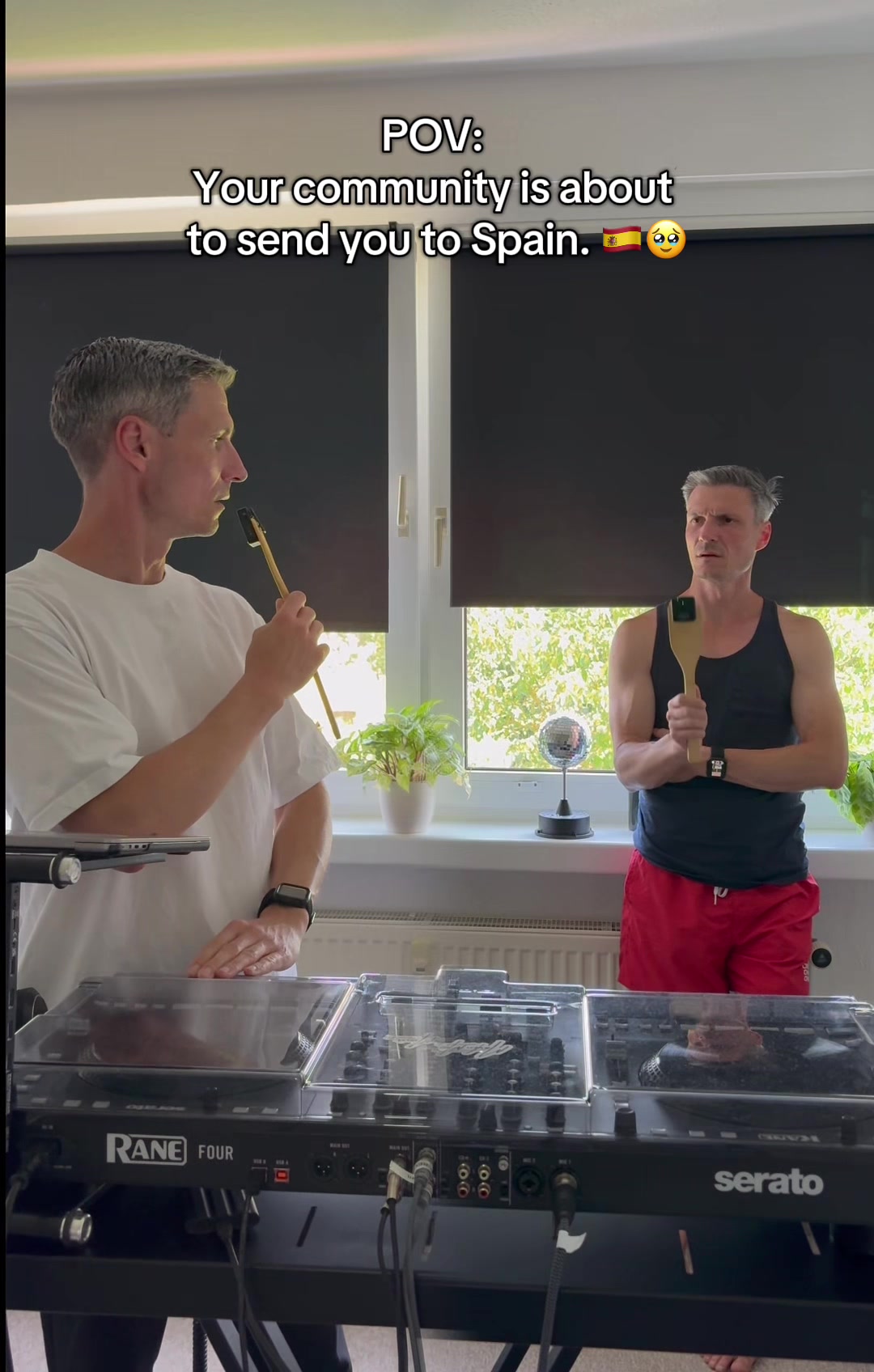 @AVELØ