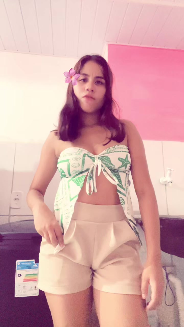 @Maria Mirella