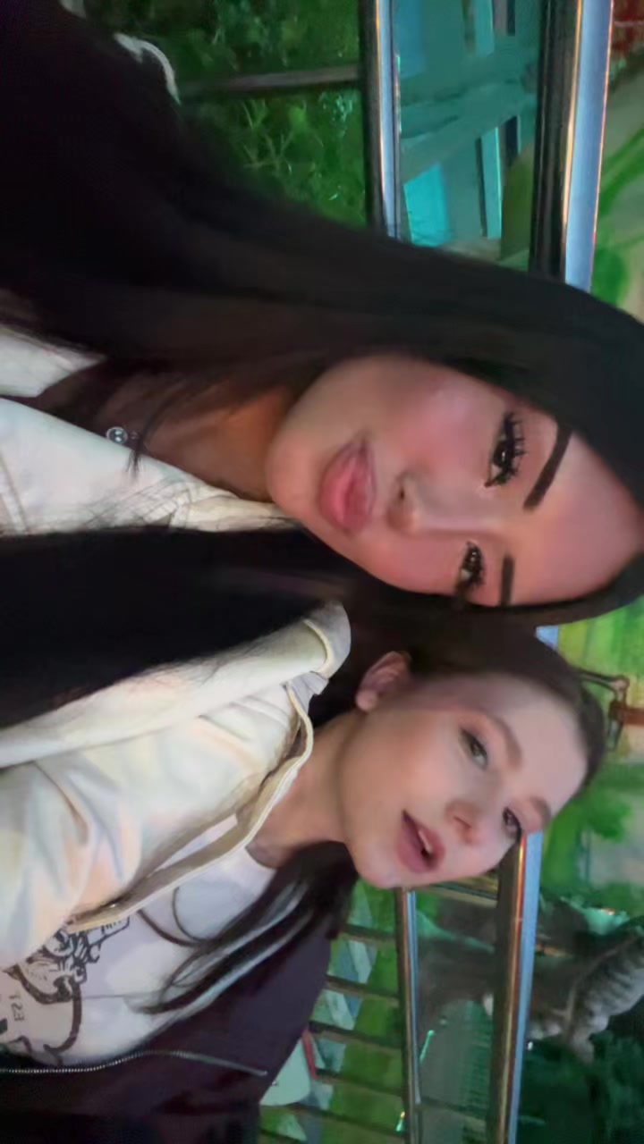 @Kris