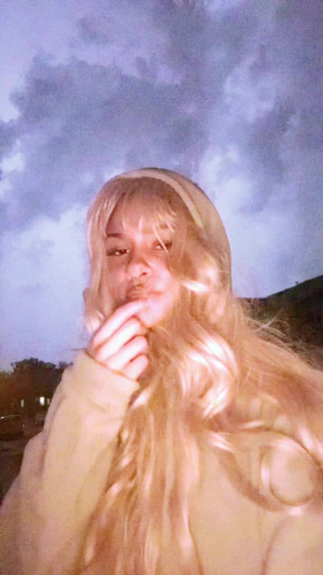 @𝔻𝕣𝕖𝕒𝕞𝕪𝔻𝕦𝕞𝔹𝕝𝕠𝕟𝕕𝕖