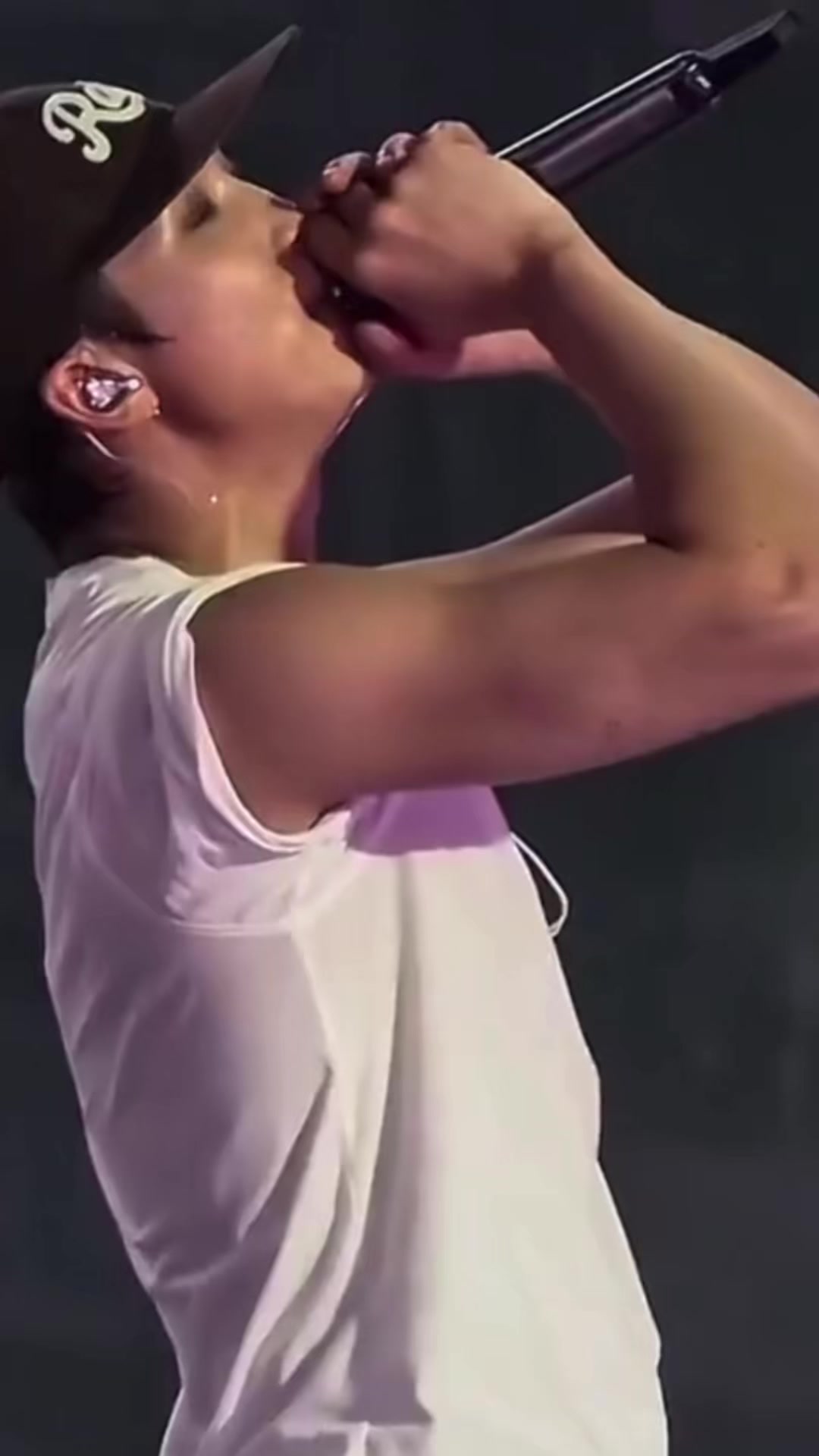 @ot7loml๐ธ๐