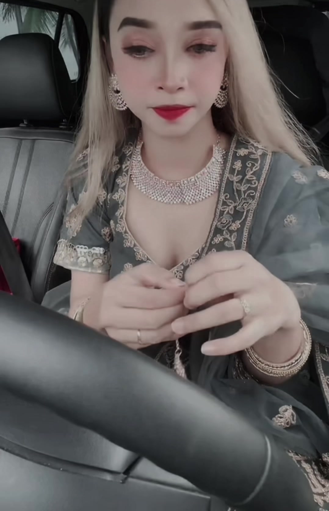 @Baby_Loyy