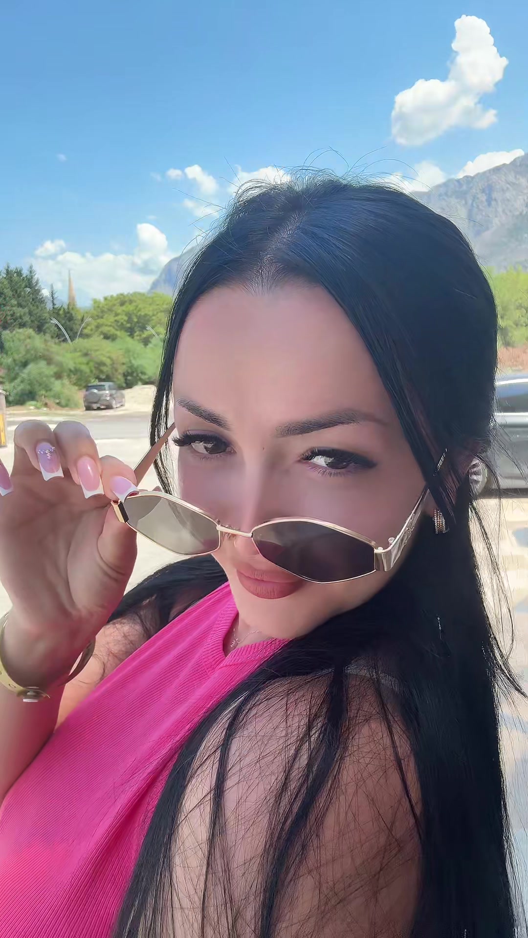 @Alinuța 💣👑