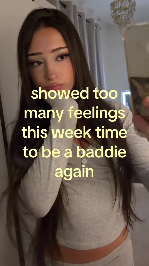 @𝐫 𝐨 𝐬 𝐚 ౨ৎ