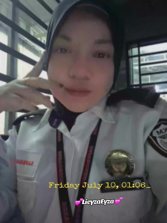 @💕LieyzaEyza💕