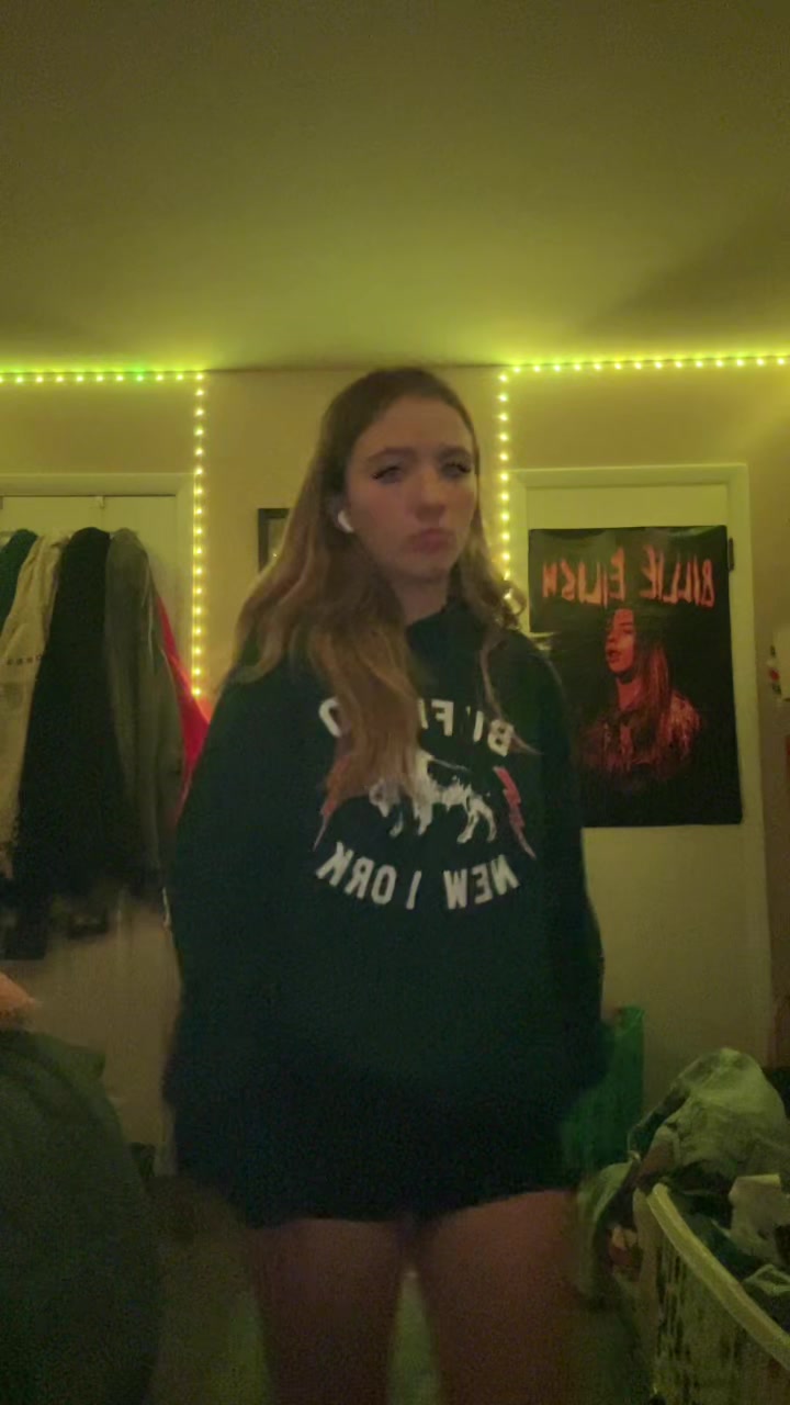 @livy.poo.16