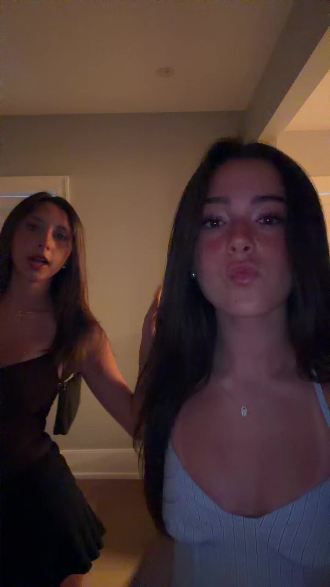 @scarlettisenberg