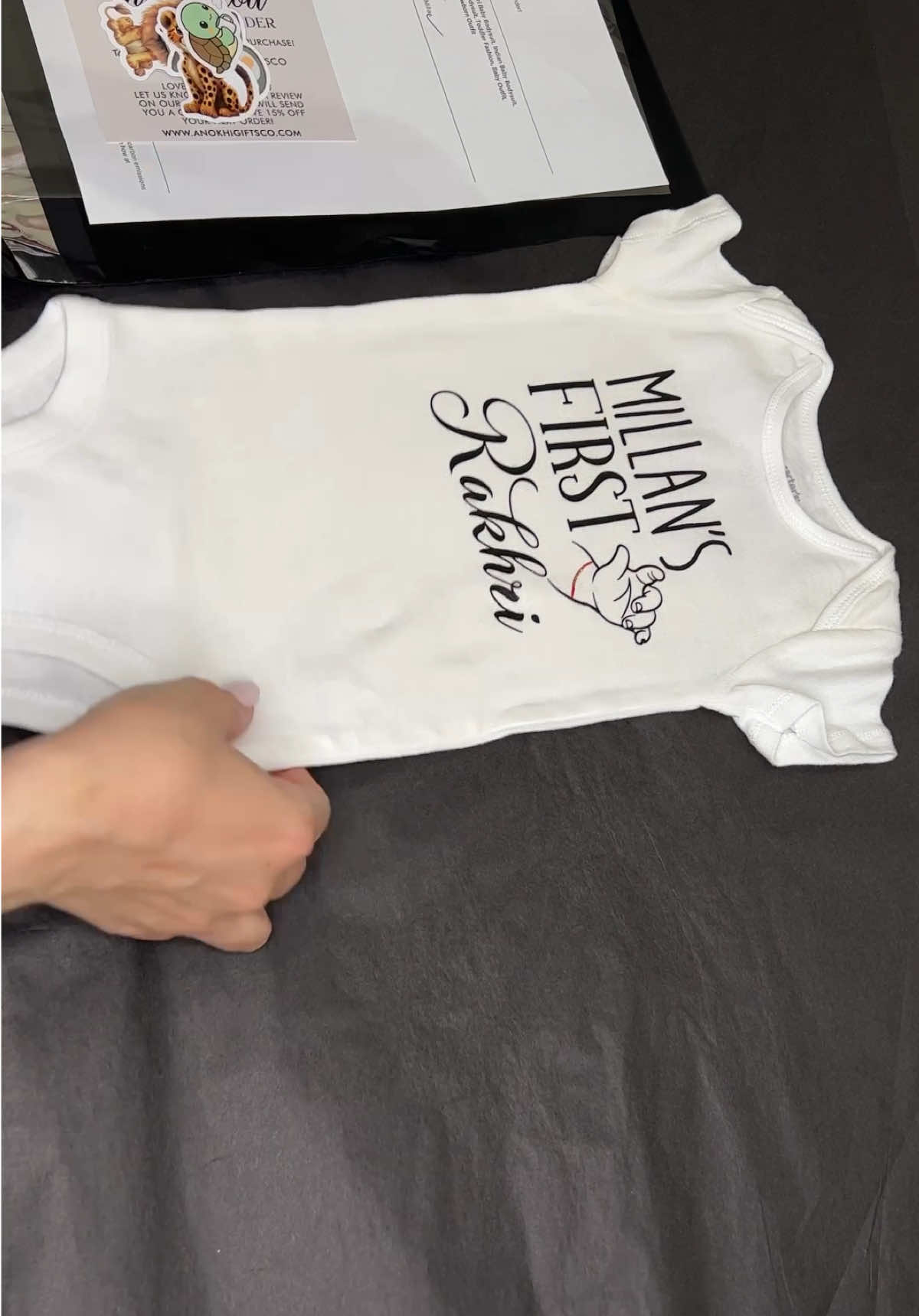 @AnokhiGiftsCo