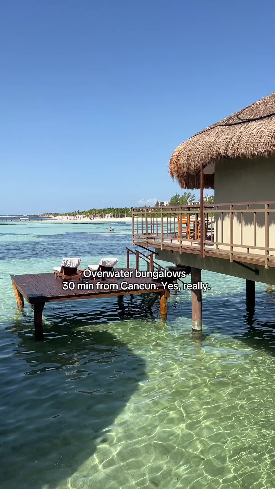 @Ella | 50+ Travel & Lifestyle