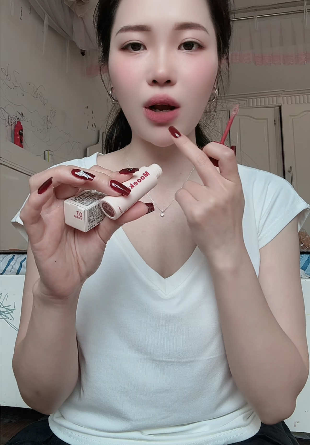 @Nguyệt